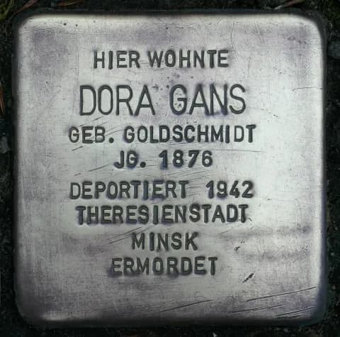 Dora Gans