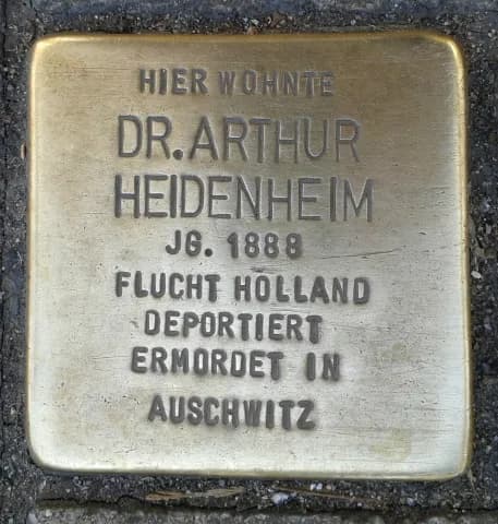Dr. Arthur Heidenheim