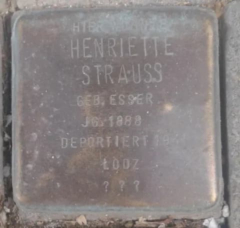 Henriette Strauss geb. Esser