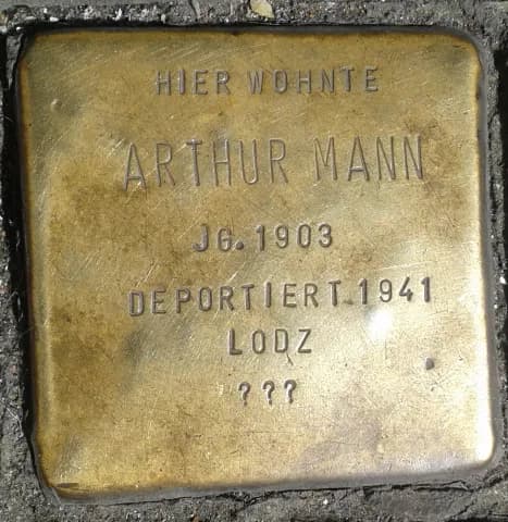 Arthur Mann
