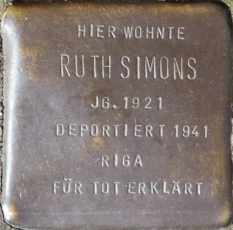 Ruth Simons