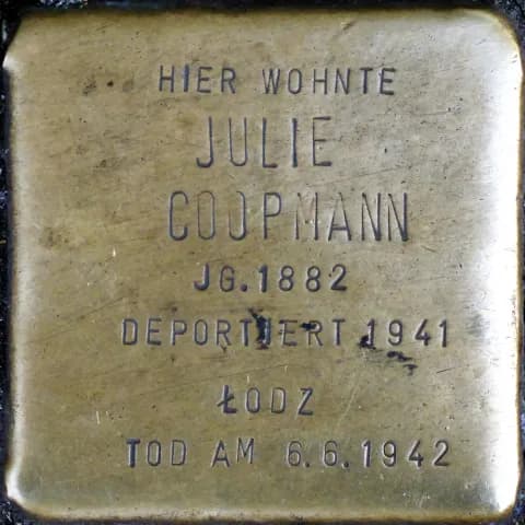 Julie Coopmann
