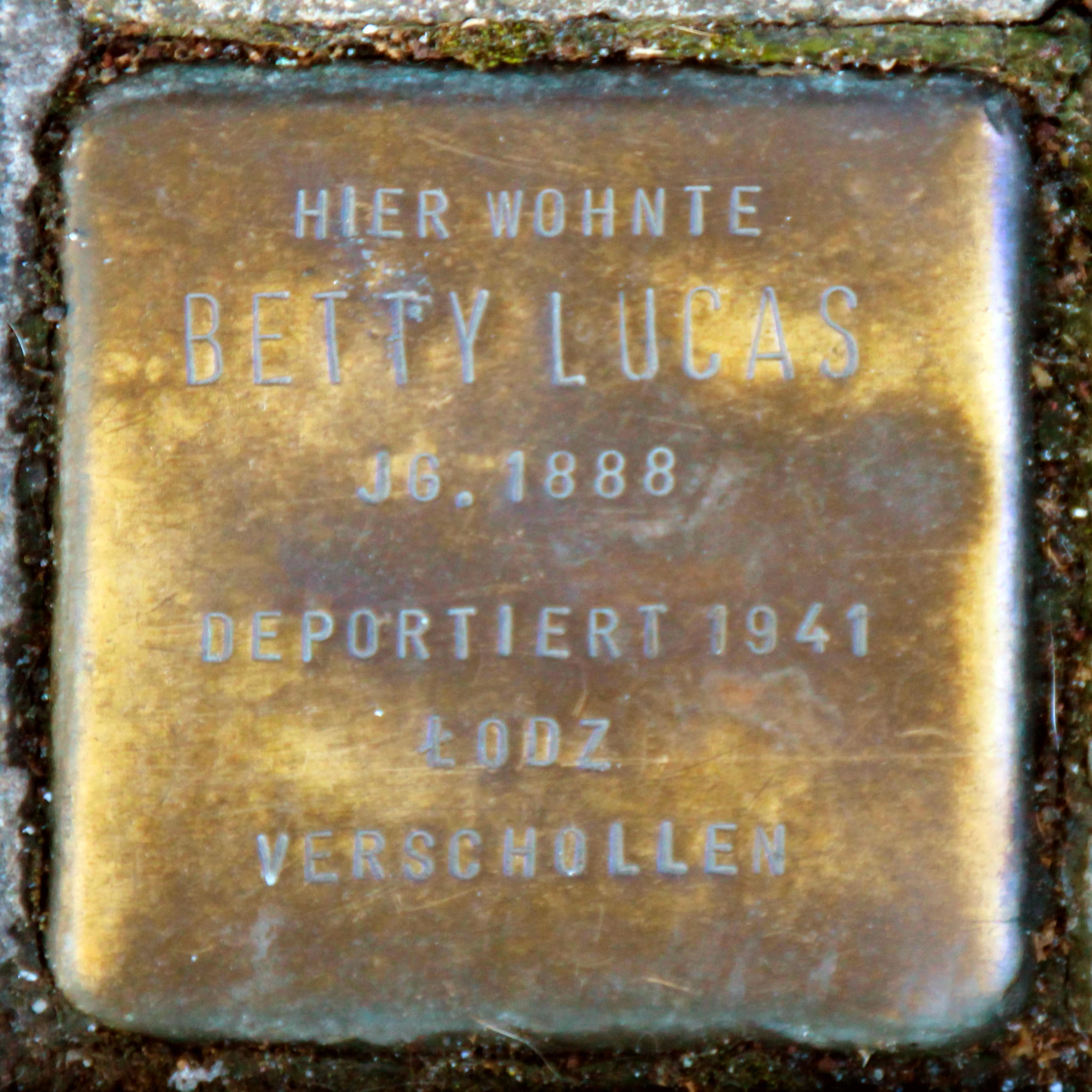 Betty Lucas