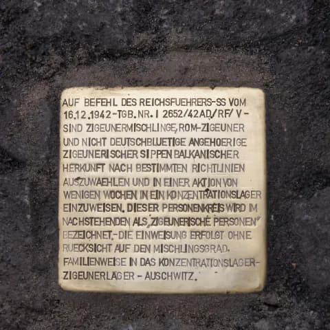Auschwitz-Erlass