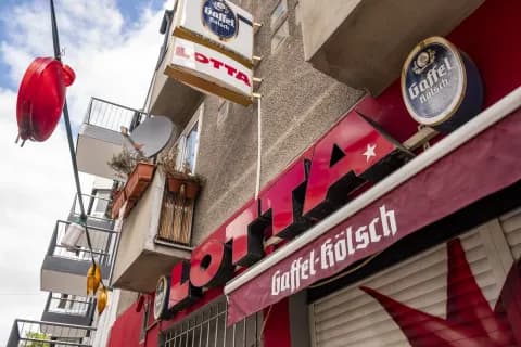 LOTTA BAR